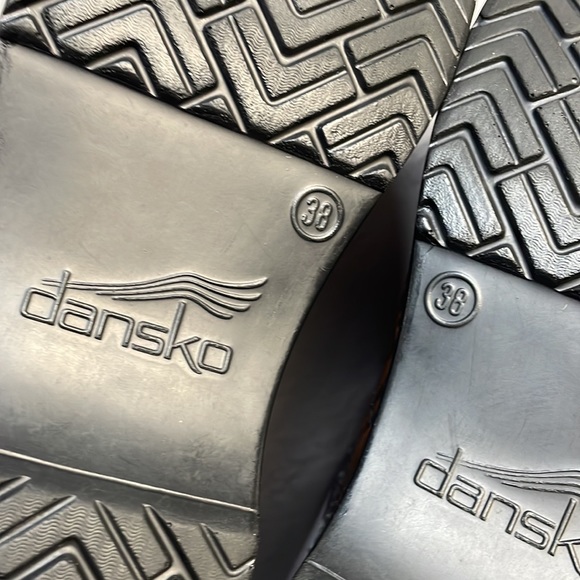 Dansko Women’s Clogs Slip On Closed Back Leather Upper Size 38 Brown 906530202 - Picture 13 of 17